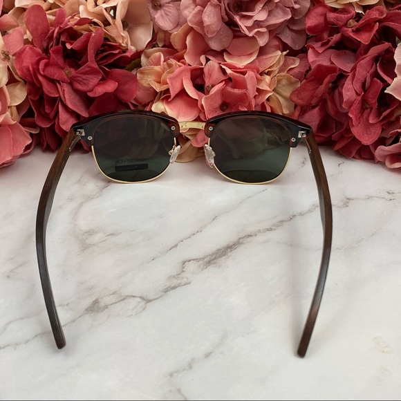 KINGSEVEN Walnut Wood Sunglasses with Green Lenses - Picture 8 of 16
